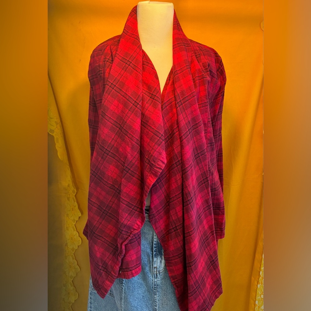 Pink plaid shirt with drape front from Columbia size M